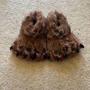 Mens bear slippers